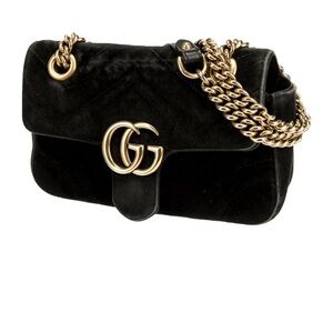 Gucci mini marmont
Authentic